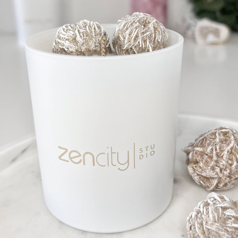 Handmade luxury unscented soy candle with Desert Rose crystal, Photography©ZenCityStudio