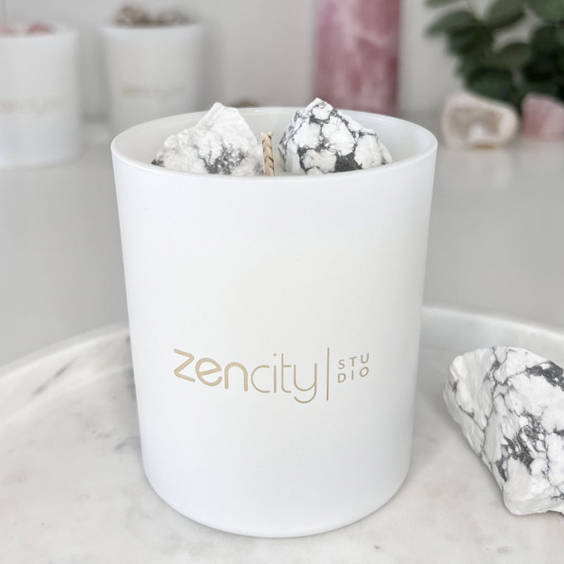 Handmade luxury scented soy candle with Howlite crystal, Photography©ZenCityStudio