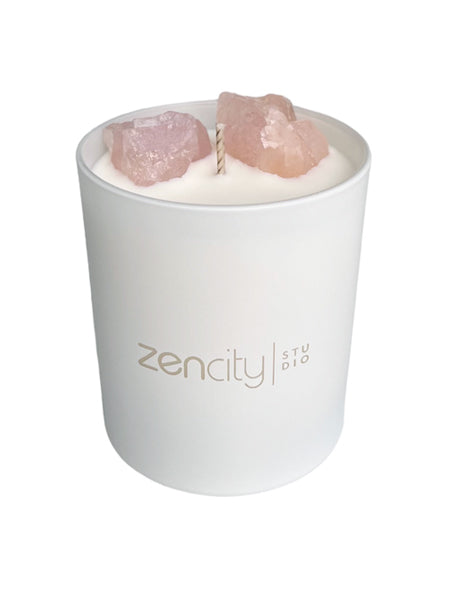 Handmade luxury scented soy candle with Rose Quartz crystal, Photography©ZenCityStudio